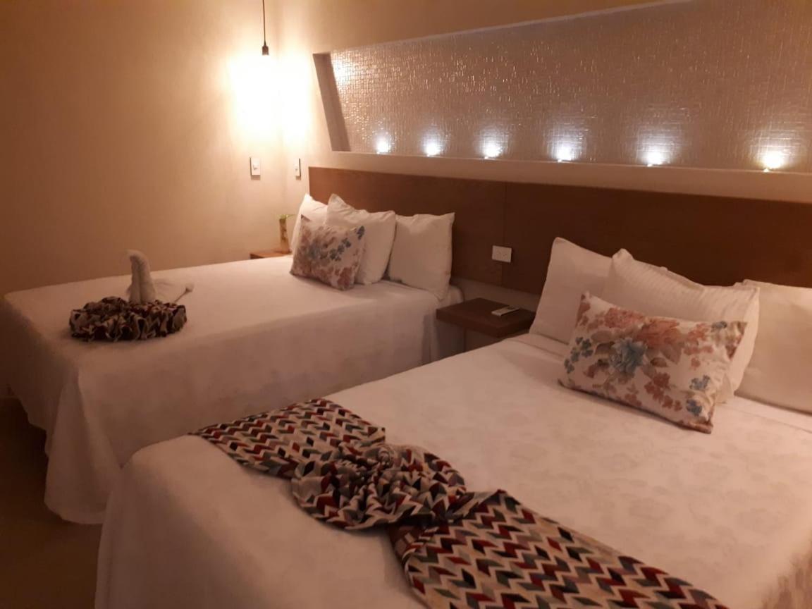 Brisas 10 Beachside Suites Cancún Kültér fotó