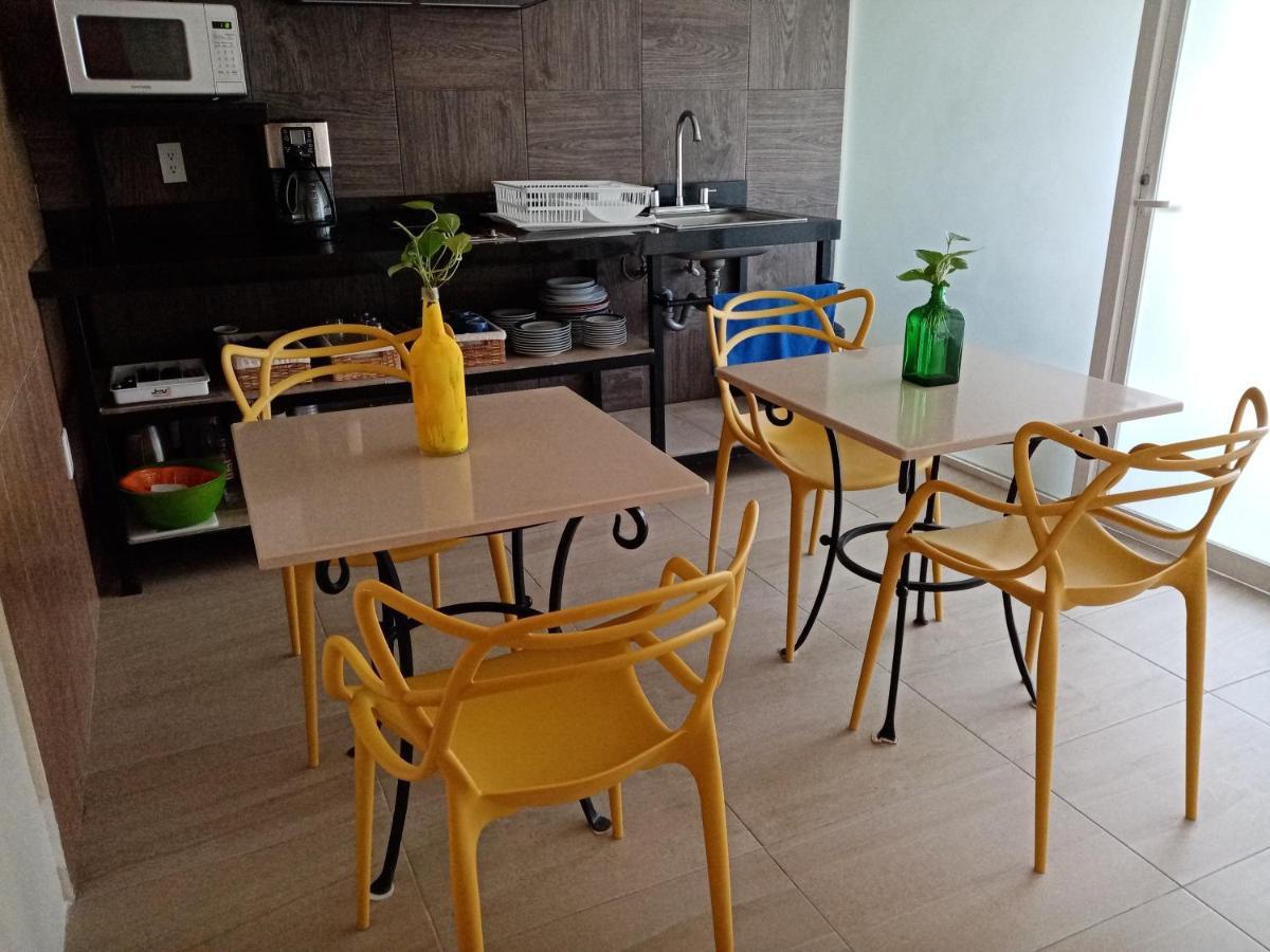 Brisas 10 Beachside Suites Cancún Kültér fotó