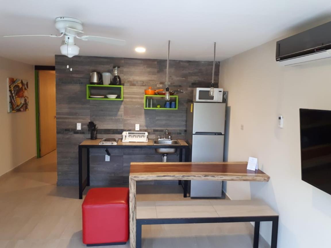 Brisas 10 Beachside Suites Cancún Kültér fotó