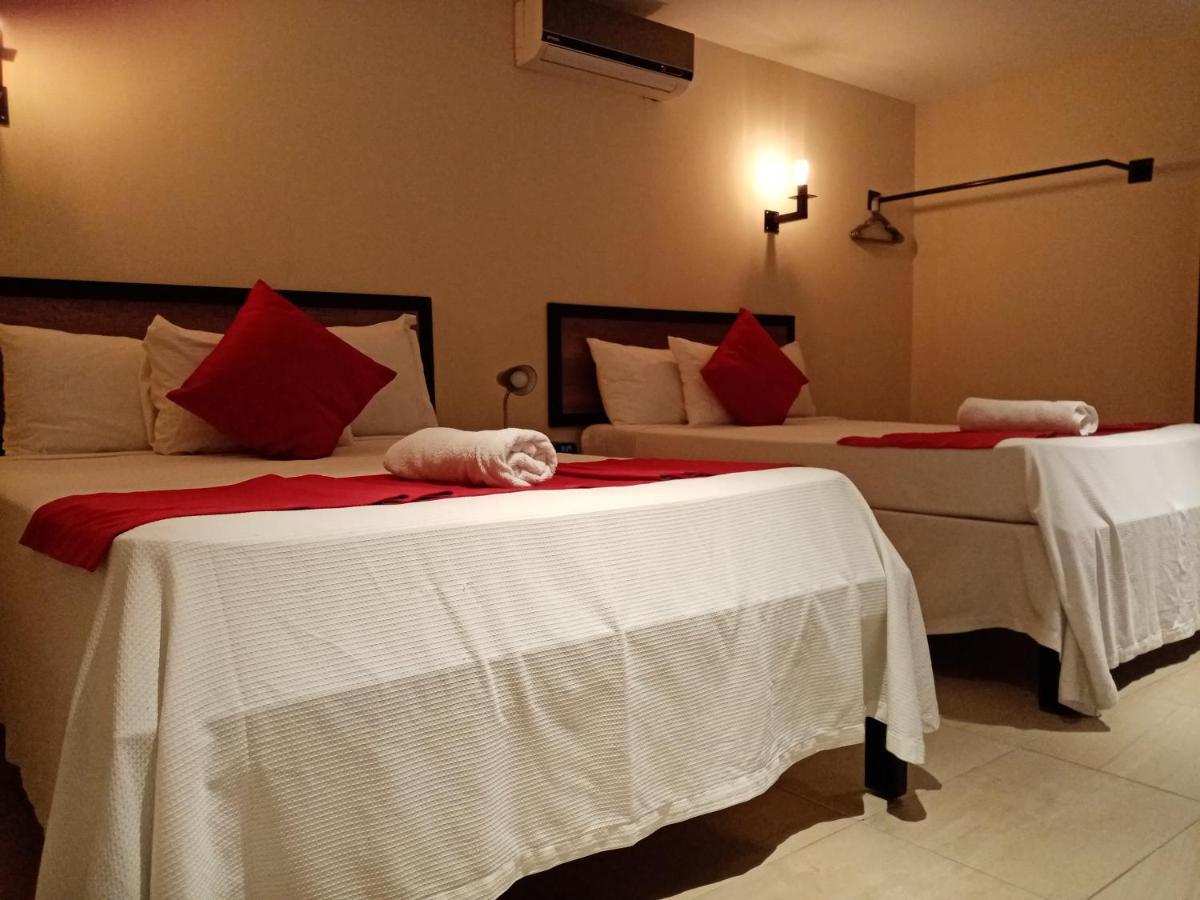 Brisas 10 Beachside Suites Cancún Kültér fotó