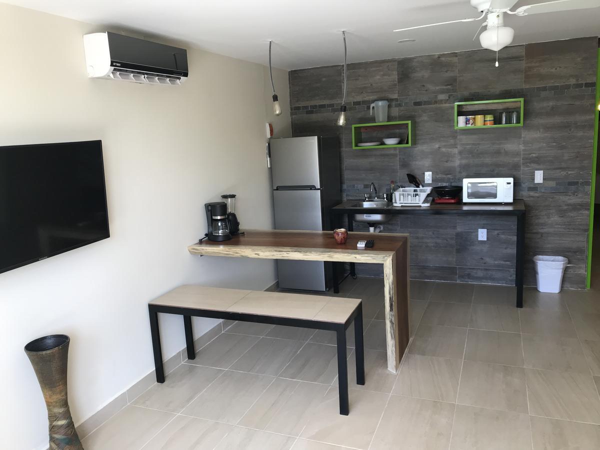Brisas 10 Beachside Suites Cancún Kültér fotó
