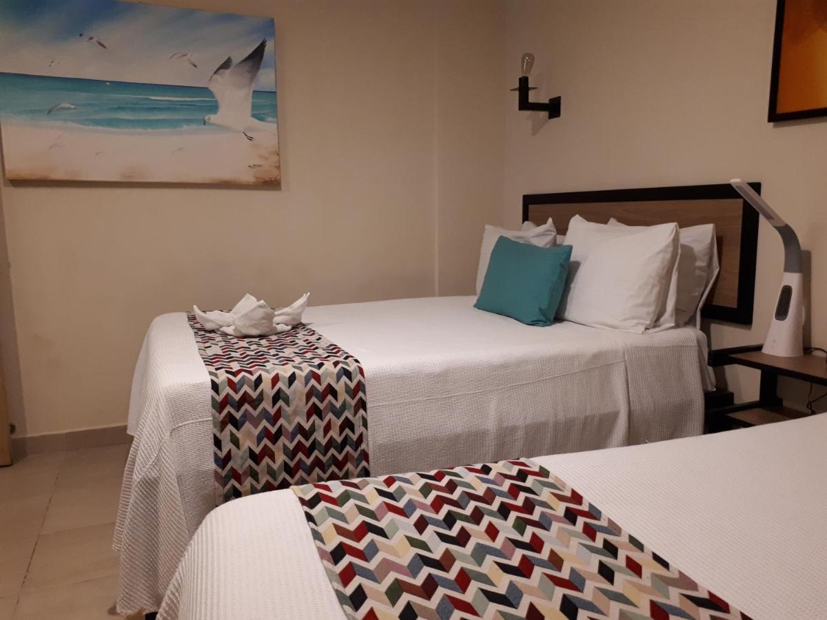 Brisas 10 Beachside Suites Cancún Kültér fotó